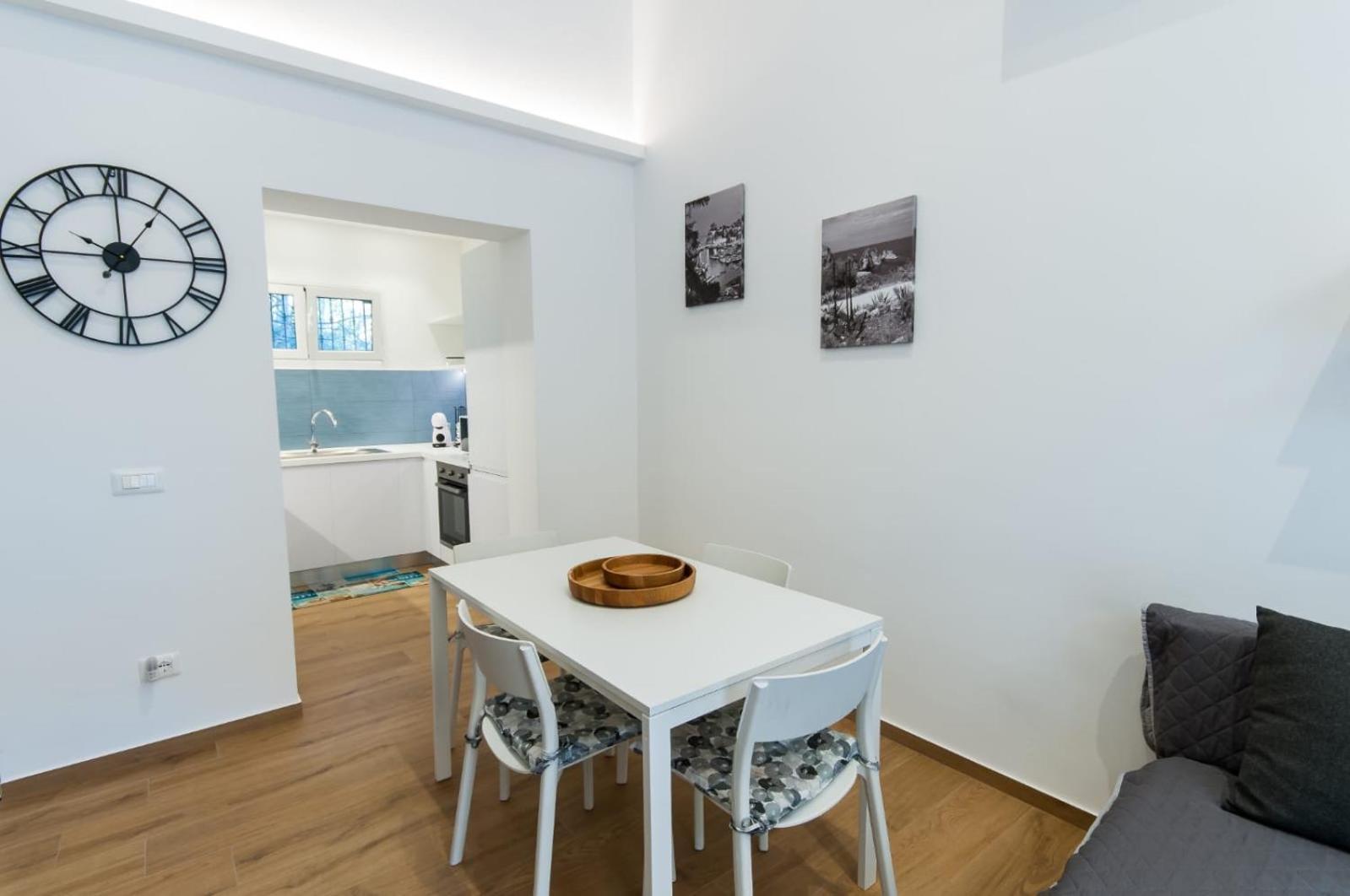 White Home กัสเตลลัมมาเร เดล โกลโฟ ภายนอก รูปภาพ